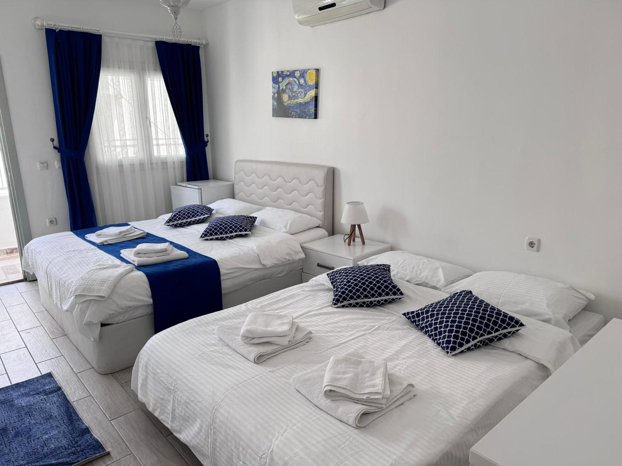 White And Blue Bodrum Zewnętrze zdjęcie